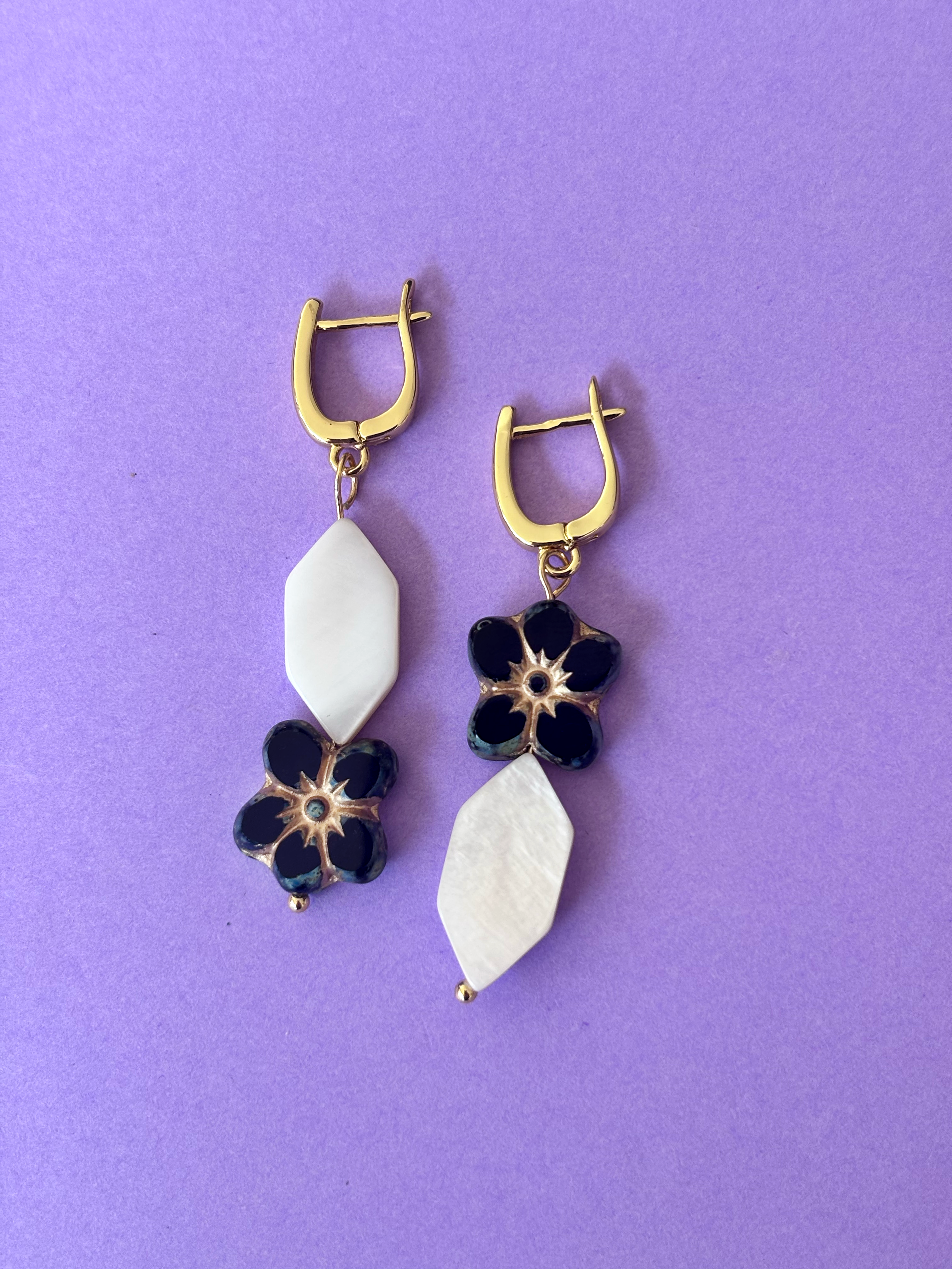 Ivory Midnight Bloom Drops